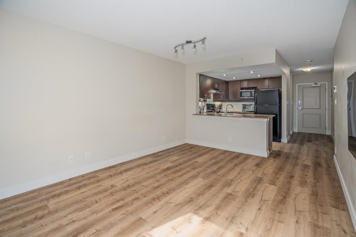 509-9262 University Crescent, Burnaby, BC 