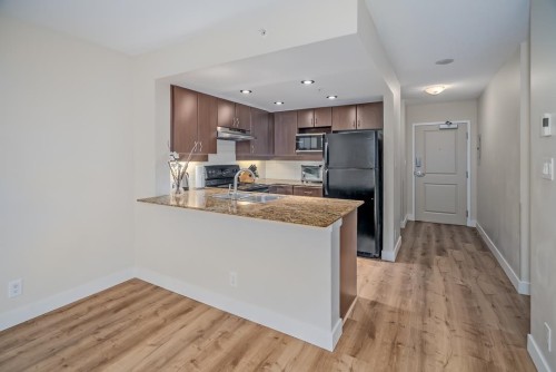 509-9262 University Crescent, Burnaby, BC 
