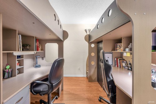 221-7251 Minoru Boulevard, Richmond, BC 