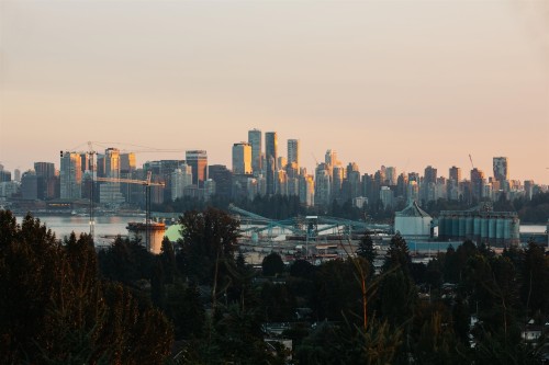 1295 Keith Road W, North Vancouver, BC 