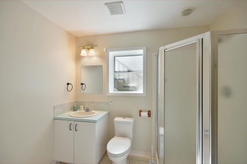 808 Bayview Heights Road, Gibsons, BC 