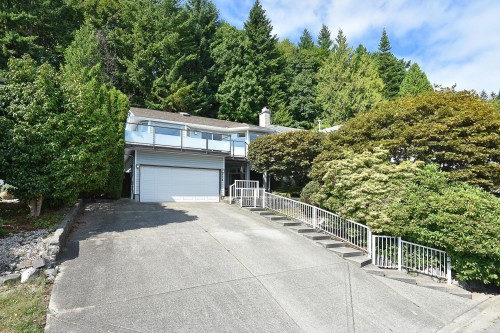 808 Bayview Heights Road, Gibsons, BC 