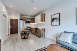 303 - PROMO-1168 Pendrell Street  Vancouver, BC V6E 1L4