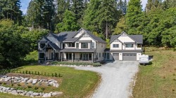 27107 River Road  Maple Ridge, BC V2W 1M4