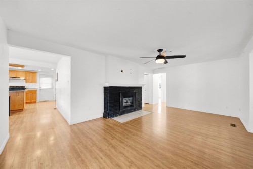 11394 240 Street, Maple Ridge, BC 