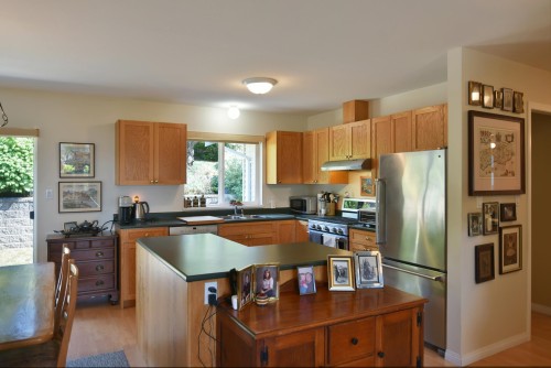 4716 Whitaker Road, Sechelt, BC 