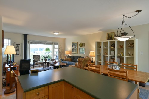 4716 Whitaker Road, Sechelt, BC 