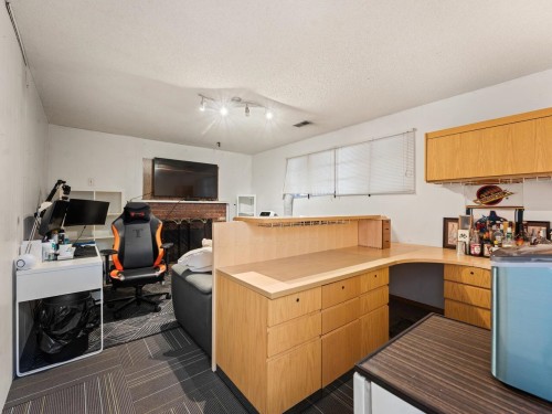 540 Schoolhouse Street, Coquitlam, BC 