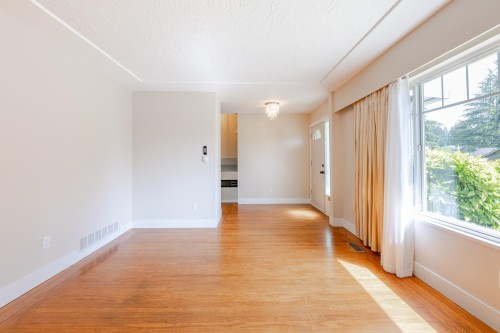 3729 Wellington Street, Port Coquitlam, BC 