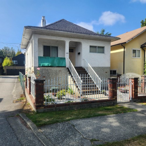 4873 James Street, Vancouver, BC 