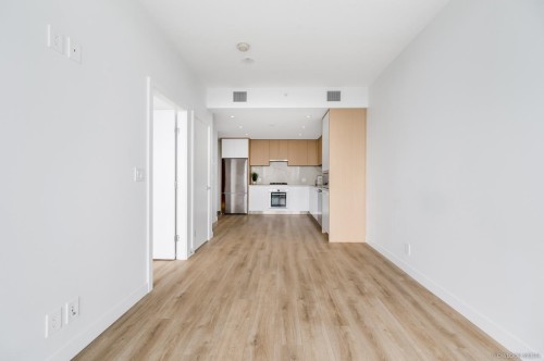 2607-567 Clarke Road, Coquitlam, BC 