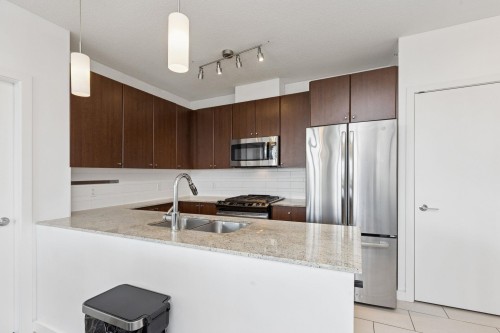 1206-280 Ross Drive, New Westminster, BC 