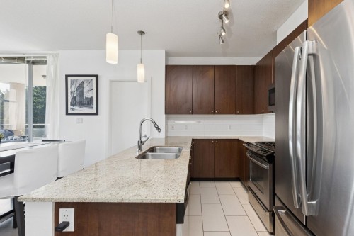 1206-280 Ross Drive, New Westminster, BC 