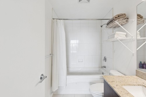 1206-280 Ross Drive, New Westminster, BC 