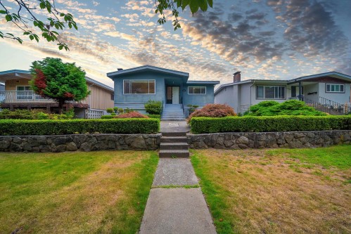 3063 Rosemont Drive, Vancouver, BC 