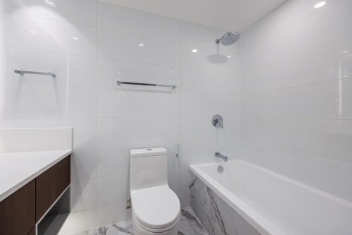 1008-1632 Lions Gate Lane, North Vancouver, BC 