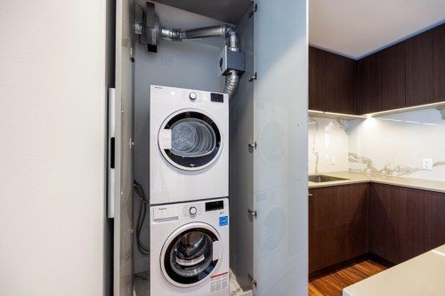 1008-1632 Lions Gate Lane, North Vancouver, BC 