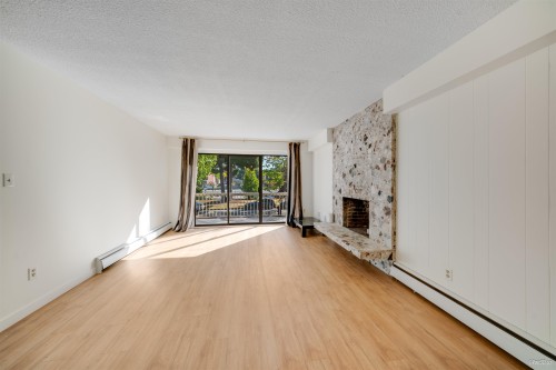 4565 9Th Avenue W, Vancouver, BC 