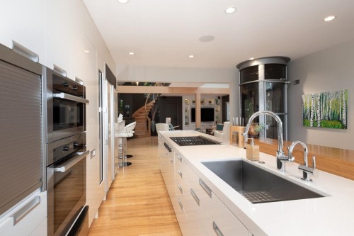 5480 Keith Road, West Vancouver, BC 