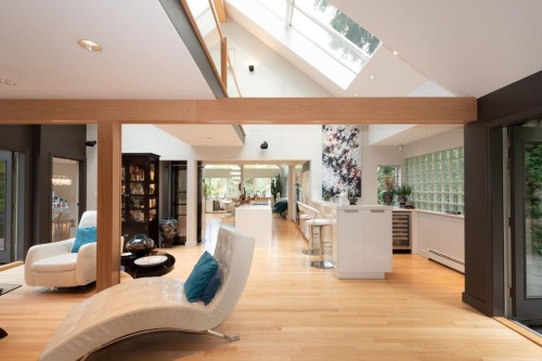 5480 Keith Road, West Vancouver, BC 