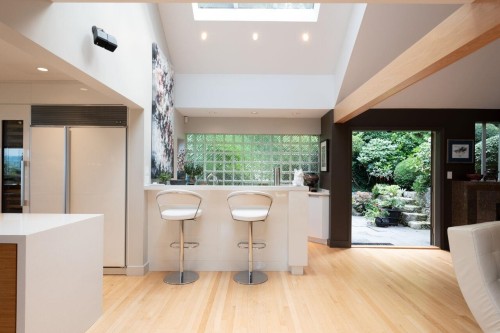 5480 Keith Road, West Vancouver, BC 