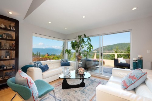 5480 Keith Road, West Vancouver, BC 