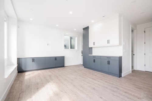 2970 7Th Avenue E, Vancouver, BC 