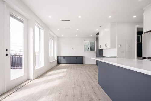 2970 7Th Avenue E, Vancouver, BC 