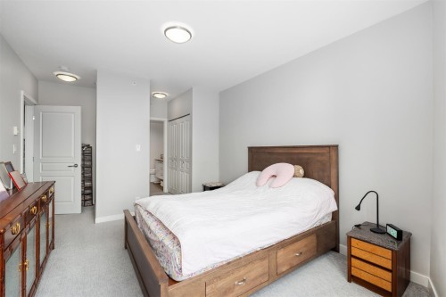 2502-3093 Windsor Gate, Coquitlam, BC 