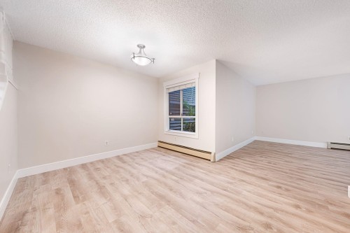 37-9000 Ash Grove Crescent, Burnaby, BC 