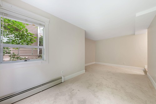 37-9000 Ash Grove Crescent, Burnaby, BC 