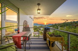 1601-290 Newport Drive  Port Moody, BC V3H 5N2