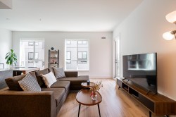 435-55 Klahanie Drive  Port Moody, BC V3H 0M9