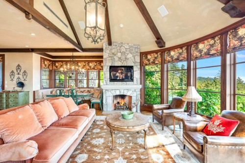 4672 Clovelly Walk, West Vancouver, BC 