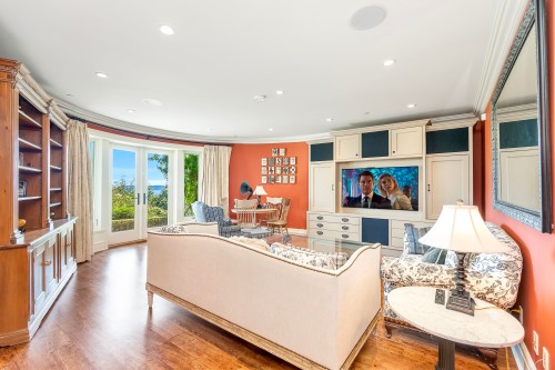 4672 Clovelly Walk, West Vancouver, BC 