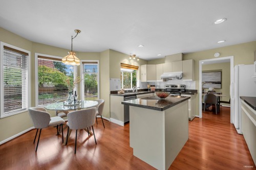 1830 Walnut Crescent, Coquitlam, BC 