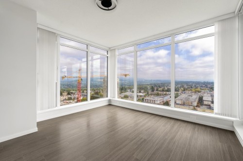 2406-6700 Dunblane Avenue, Burnaby, BC 