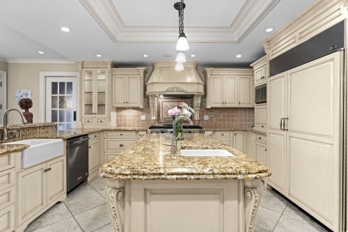 3090 Mathers Avenue, West Vancouver, BC 