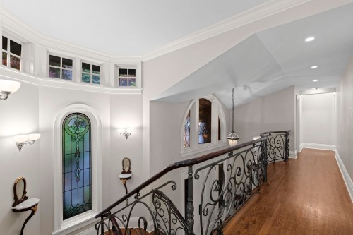 3090 Mathers Avenue, West Vancouver, BC 