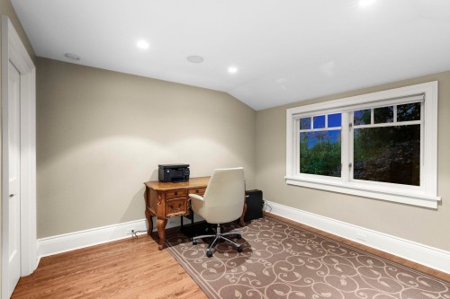 3090 Mathers Avenue, West Vancouver, BC 