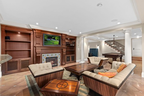 3090 Mathers Avenue, West Vancouver, BC 