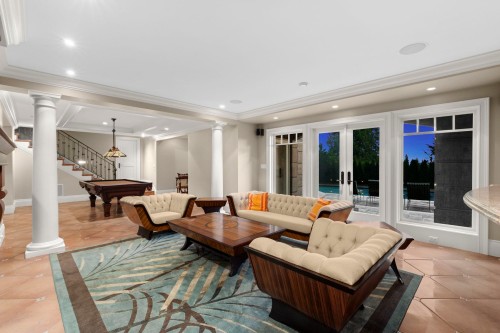 3090 Mathers Avenue, West Vancouver, BC 