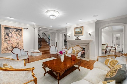 3090 Mathers Avenue, West Vancouver, BC 