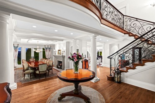 3090 Mathers Avenue, West Vancouver, BC 