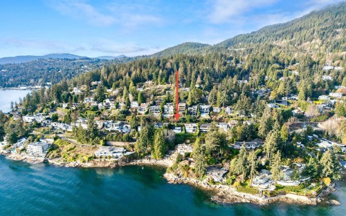 3575 Sunset Lane, West Vancouver, BC 