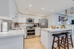 601-1128 Quebec Street  Vancouver, BC V6A 4E1