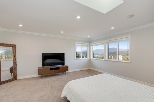 2329 Oneida Drive, Coquitlam, BC 