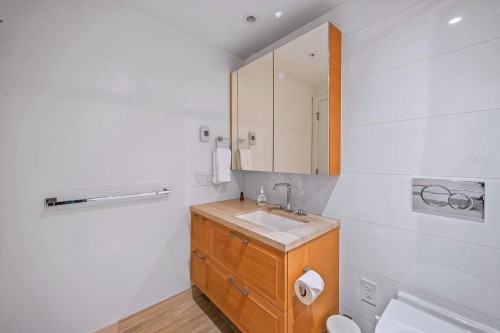 212-7128 Adera Street, Vancouver, BC 