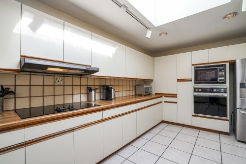 6379 Bruce Street, West Vancouver, BC 