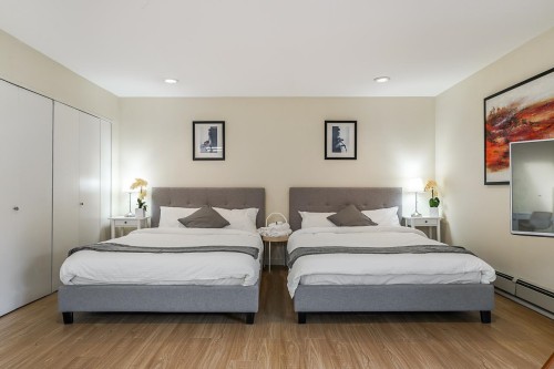 6379 Bruce Street, West Vancouver, BC 